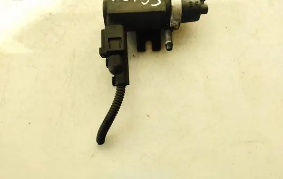 Seat Alhambra (Mk1) Turbo solenoid valve 1j0306627