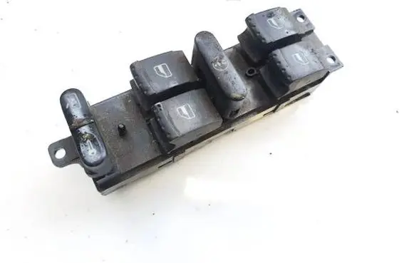 Volkswagen PASSAT B5 Electric window control switch 1J4959857 F005S00011