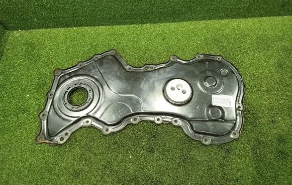 Renault Trafic III (X82) Timing chain cover 135029114R 100017052R M9RZ717