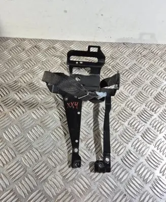 Volvo XC40 Battery bracket 32132633