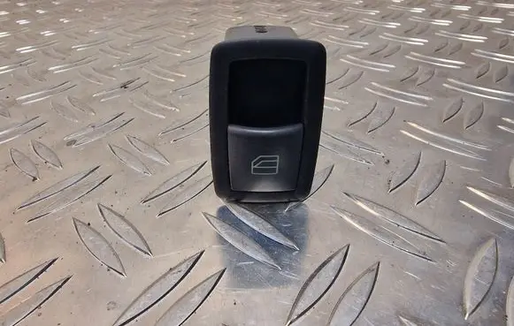 Mercedes-Benz A W169 Electric window control switch A1698205210