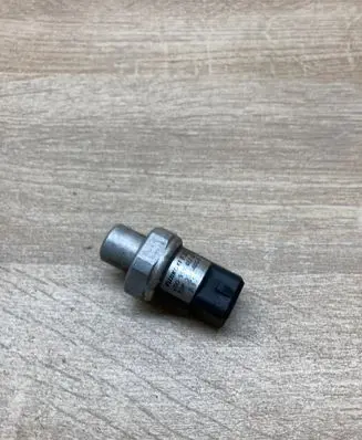 Audi A4 S4 B5 8D Air conditioning (A/C) pressure sensor 8D0959482B