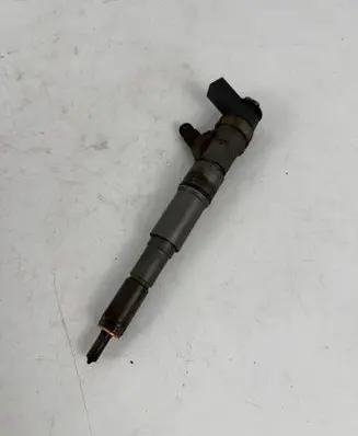 BMW 5 E60 E61 Fuel injector 7794652 0445110