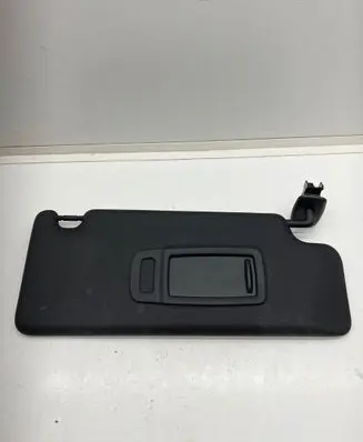 BMW 2 F46 Sun visor 20150310