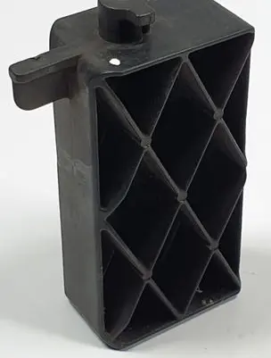Volvo V70 Radiator mount bracket 