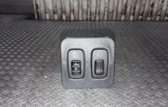 Mitsubishi Lancer Headlight level height control switch