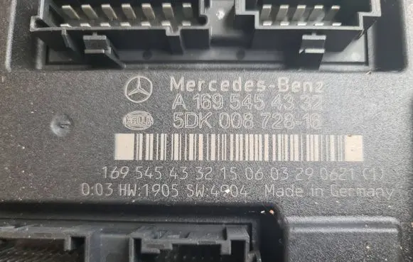 Mercedes-Benz B W245 Comfort/convenience module A1695454332 5DK00872816