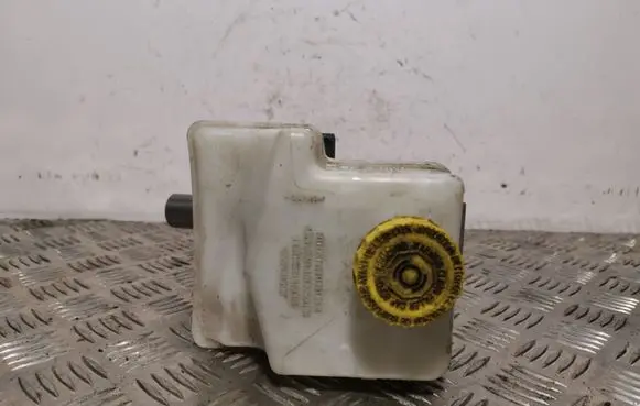 Jeep Grand Cherokee Master brake cylinder RYH0146