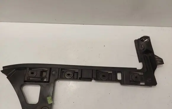Volkswagen PASSAT B6 Rear bumper mounting bracket 3C9807394