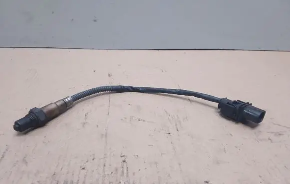 Volvo V70 Lambda probe sensor 30751138 0258017107