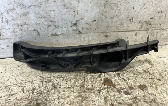 Volkswagen Golf V Front bumper mounting bracket 1K0807889B