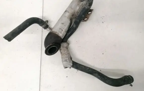 Ford Focus EGR valve cooler 98ab9k476df