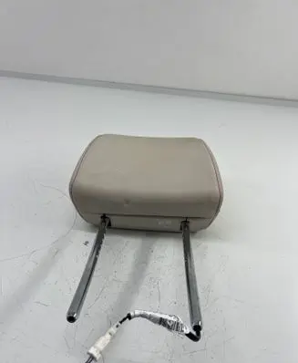 BMW X4 F26 Front seat headrest 