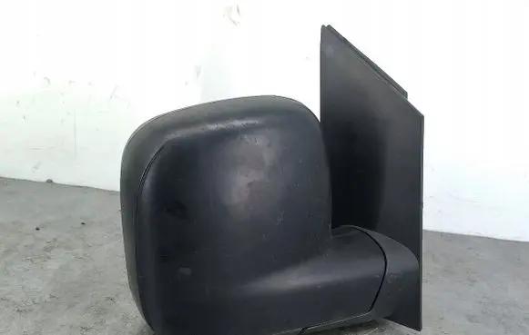 Volkswagen Caddy Front door electric wing mirror