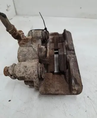 Toyota Yaris Rear brake caliper