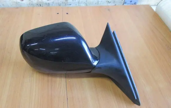 Audi A3 S3 8L Front door electric wing mirror