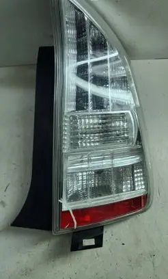 Toyota Prius (XW30) Rear/tail lights P8007