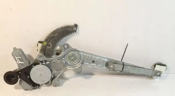 Infiniti Q50 Rear window lifting mechanism without motor 827504GA0A