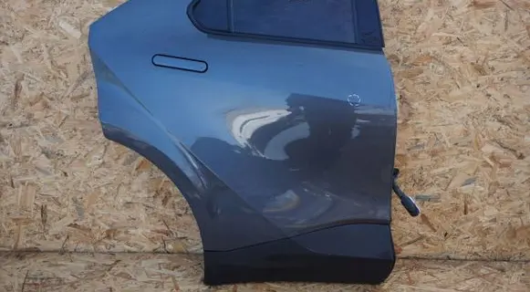 Toyota C-HR I Rear door DRZWI18189181