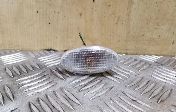 Mazda 6 Front fender indicator light P2829
