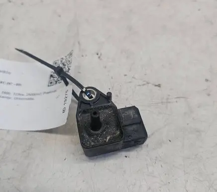 Volvo S70 V70 V70 XC Air pressure sensor 046130385A