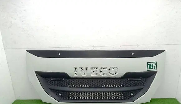 Iveco Daily 35.8 - 9 Engine bonnet/hood 5801547965