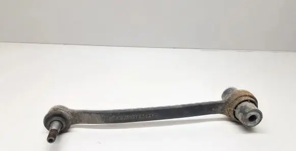 Rear control arm