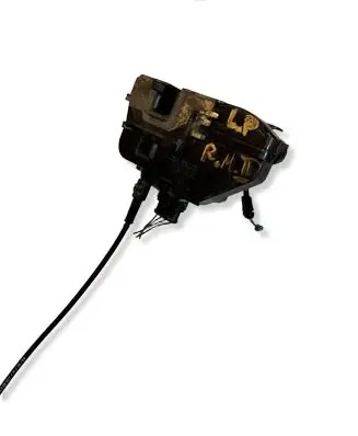 Renault Megane II Front door lock 8200027776