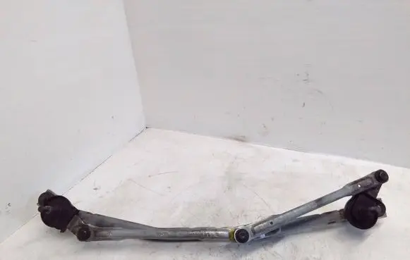 KIA Sportage Front wiper linkage 