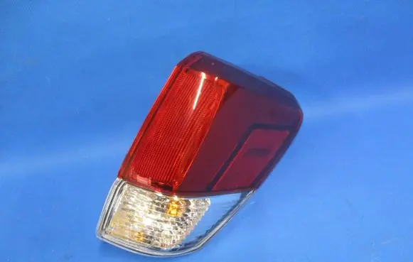 Subaru Forester SK Rear/tail lights 84201SJ000 1901231818