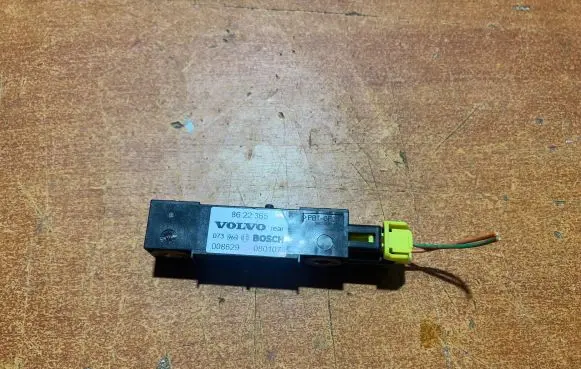 Volvo V70 Airbag deployment crash/impact sensor 8622365 008629 080107