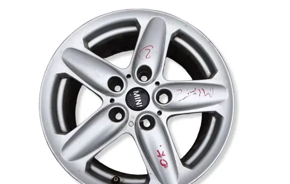 Mini Cooper Countryman R60 R16 alloy rim 9803720