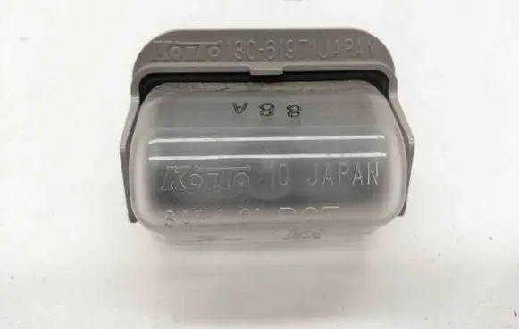 Mazda CX-5 Number plate light 13061971