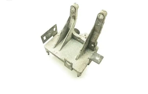Fiat Panda II Engine mounting bracket 55203464