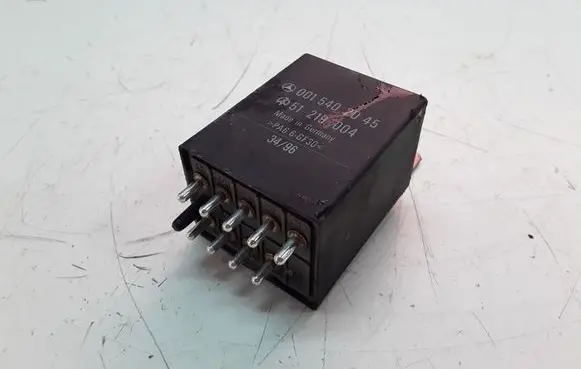 Mercedes-Benz Vito Viano W638 Other relay 0015402045