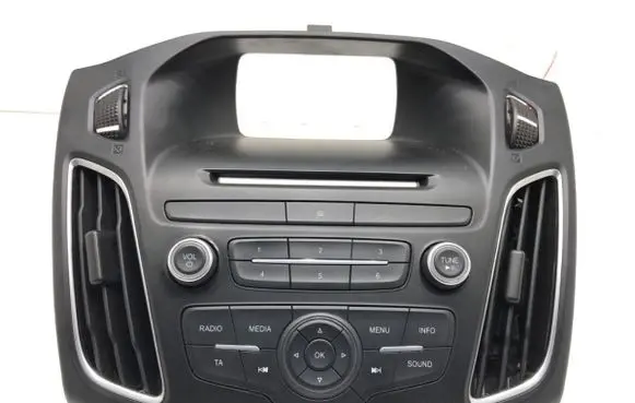 Head unit multimedia control
