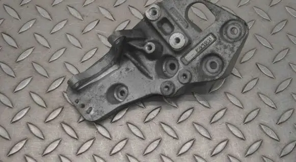 Maserati Ghibli Power steering pump mounting bracket 326401