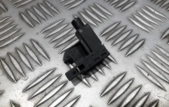 Volkswagen Jetta V Sensor 1j0947561