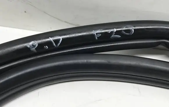 BMW 1 F20 F21 Front door rubber seal 