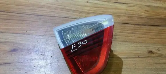 BMW 3 E90 E91 Tailgate rear/tail lights 8937459 276401