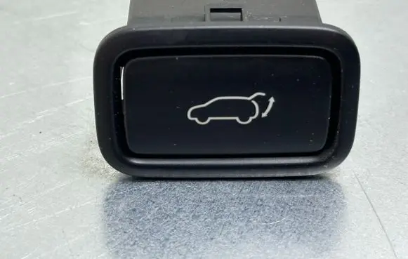KIA Optima Tailgate/boot open switch button 49X59P1200