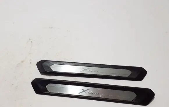 BMW X3 G01 Front sill trim cover 7410012