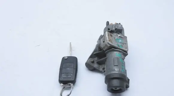 Skoda Superb B5 (3U) Ignition lock 4B0905851N