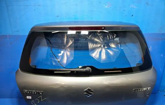 Suzuki Swift I Truck tailgate 