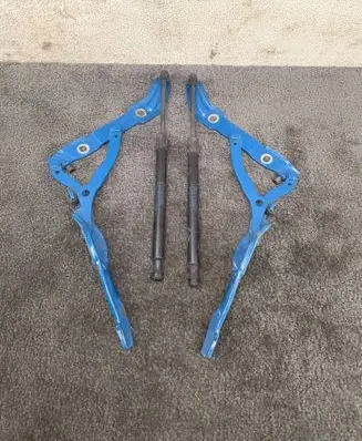 BMW M2 F87 Tailgate/trunk/boot hinge 7304557 7304558