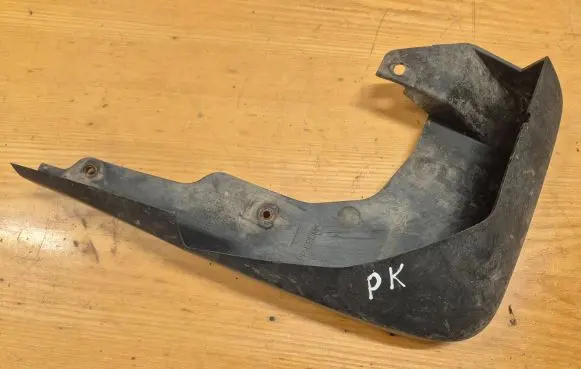 Honda CR-V Front mudguard 75810SWWE000