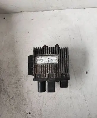 Volkswagen Transporter - Caravelle T5 Fan control module 3B0919506 898999000