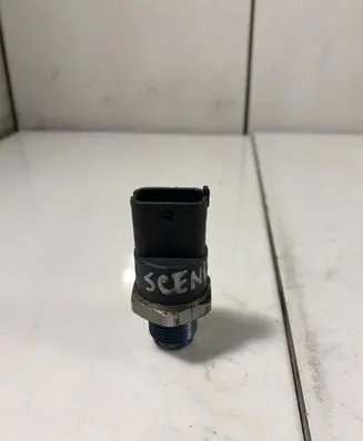 Fuel pressure sensor