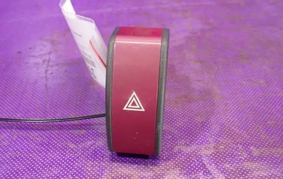 Opel Corsa C Hazard light switch 