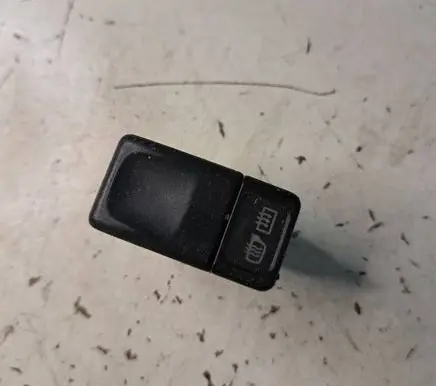 Volvo 850 Windscreen/window heater switch 9128263 94W47K